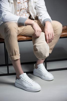 for women It might Golden Goose Outlet seem like a simple quest